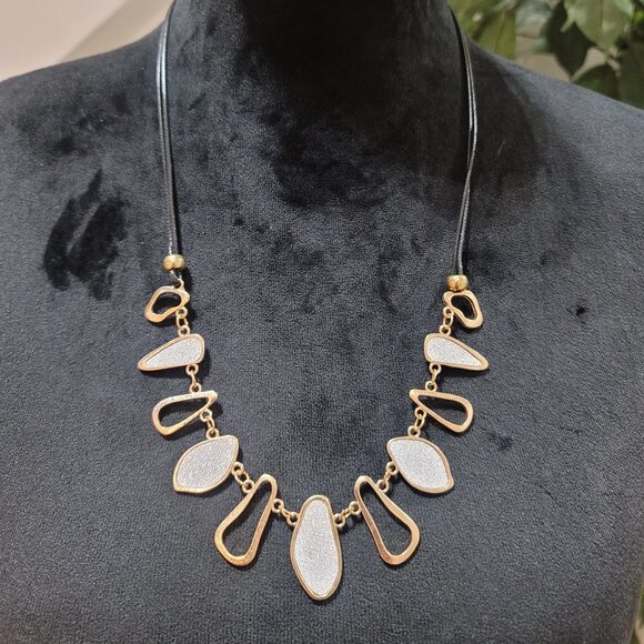 Women's Irregular Gold Plated Geometric Shape Chunky Choker Necklace - Picture 1 of 5